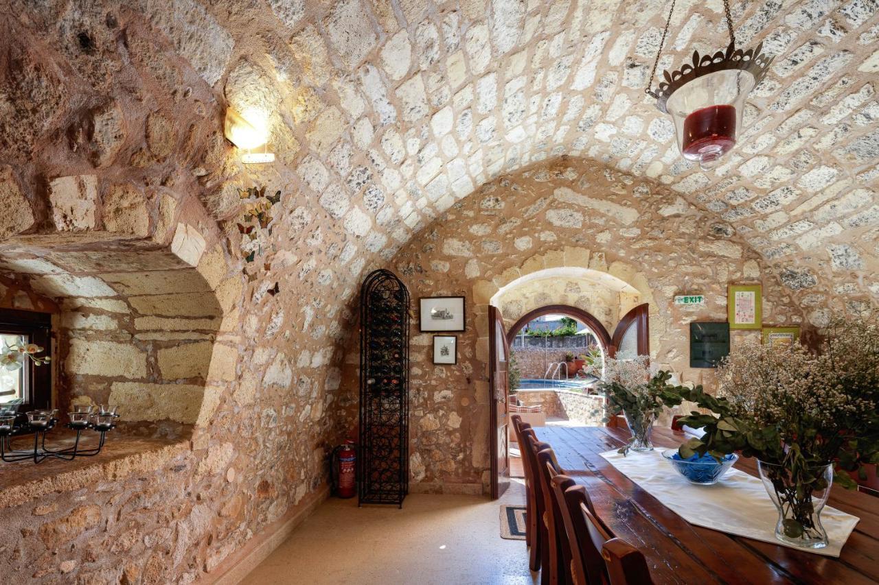 Venetico Palazzo Khromonastírion